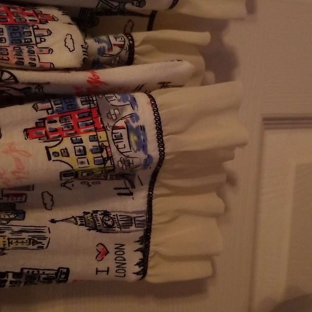 Layla Robe & Eye Mask - Picture 6 of 8